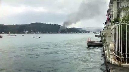 İstanbul'da Vaniköy Camii'nde yangın