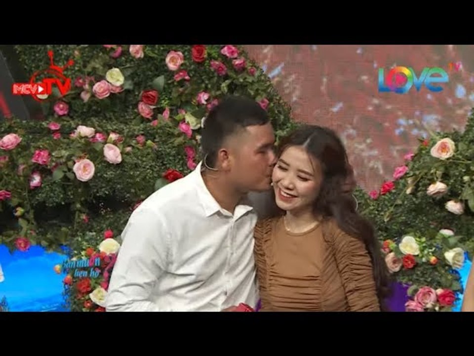 ĐẠI GIA buôn dừa khiến nàng chủ xinh như hoa muốn CHUỐC RƯỢU ngay và luôn 