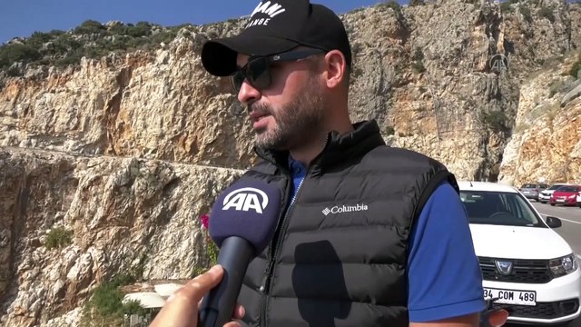 Dünyaca ünlü Kaputaş Plajı, kasımda da tatilcilerin adresi oldu - ANTALYA