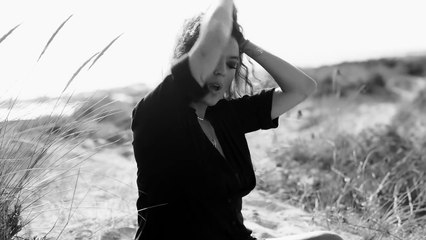 ‘Dicen’, del nuevo álbum de Alba Molina, ‘El Beso'