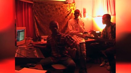 Mike KALAMBAY - 1 Jour (Making Of Studio)