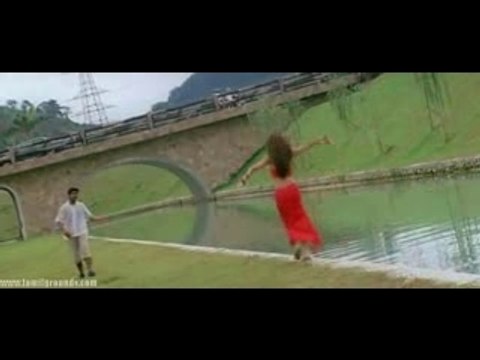 Punnagai Poove Movie Song ....Vaanam Thoovum