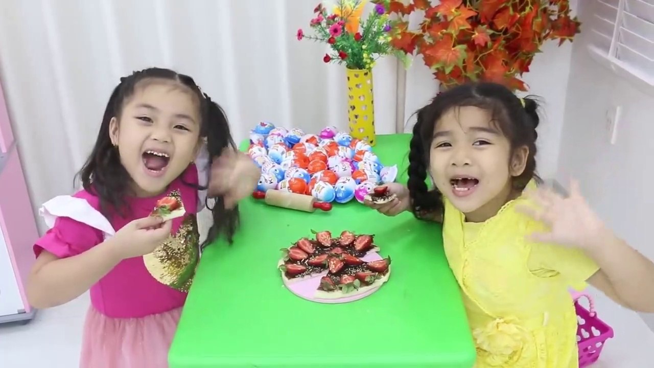 Annie & Suri Pretend Play with Magic Chocolate Surprise Eggs Toys for Children - Kids videos