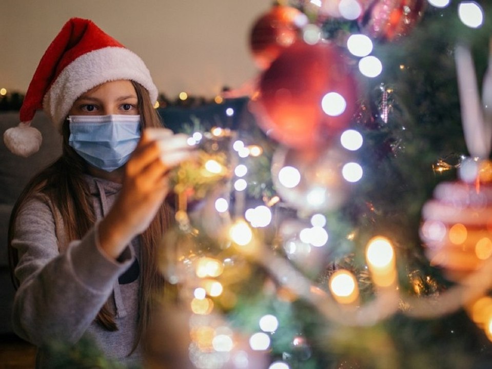 Infektiologe warnt: Wird Weihnachten zur Corona-Schleuder?