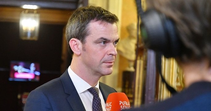 Covid-19 : selon Olivier Véran, un pic épidémique a été passé mais il ne faut pas « relâcher les efforts »