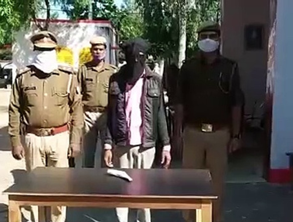 लखीमपुर खीरी- अवैध शस्त्र कारतूस सहित 1 अभियुक्त को गिरफ्तार किया गया