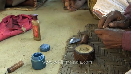 See how an Indian sadhu presses weed and makes his 'Chillum'