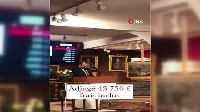 Fransa Kraliçesi Antoinette'in ayakkabısı 43 bin 750 euroya satıldı