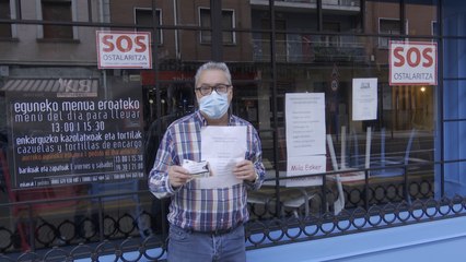 Dejan un sobre con 15 euros en cada uno de los 60 bares de Mungia