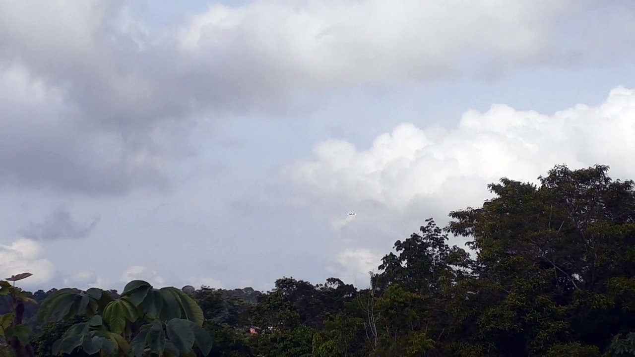 [SBFZ Spotting]Boeing 737-400 PR-AJZ na aproximação final antes de pousar em Manaus vindo de Campinas