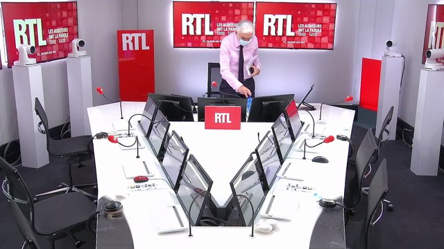 Vivons-nous dans une société du sans contact ?