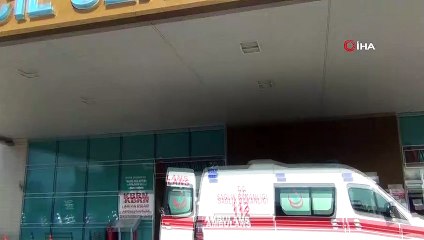 Uygulama yapan polisler ateşi çıkan bebeği hastaneye yetiştirdi