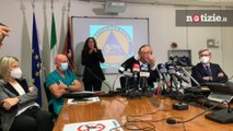 Coronavirus, Zaia fa il tampone rapido in conferenza stampa: il video