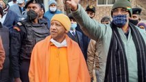 CM Yogi Adityanath stuck in Kedarnath after snowfall