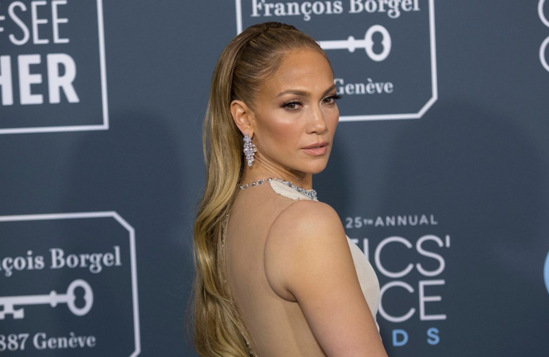 Nicole Kidman und Renee Zellweger zollen der Ikone Jennifer Lopez Tribut