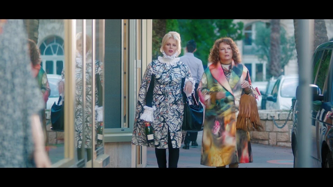Absolutely Fabulous - Clip Kleiderwechsel (Deutsch) HD