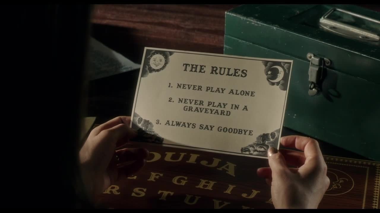 Ouija 2 Origin of Evil - Clip Ouija Board Trick...