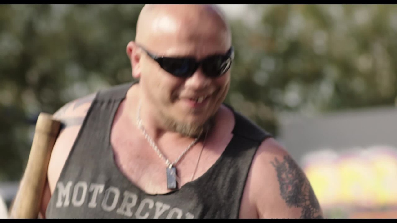 Robbi, Tobbi und das FliewatÃ¼Ã¼t - Clip Das FliewatÃ¼Ã¼t entsteht (Deutsch) HD