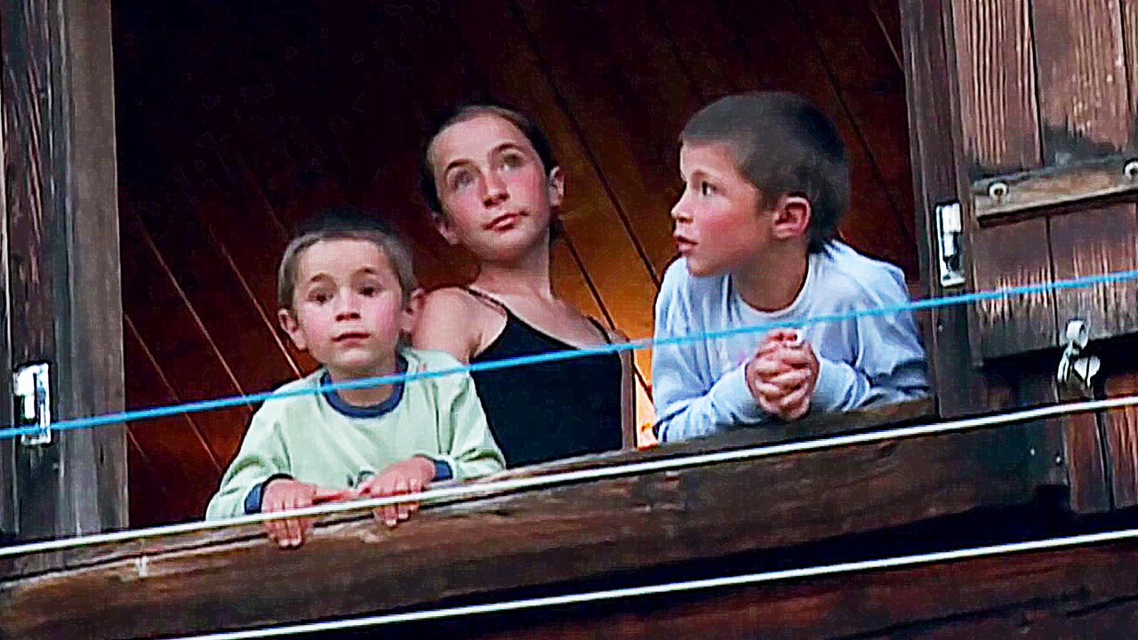 KÃ¼he, KÃ¤se und drei Kinder - Trailer (Deutsche UT) HD