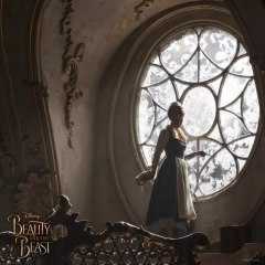 Beauty and the Beast - Emma Watson singt Something There (English)
