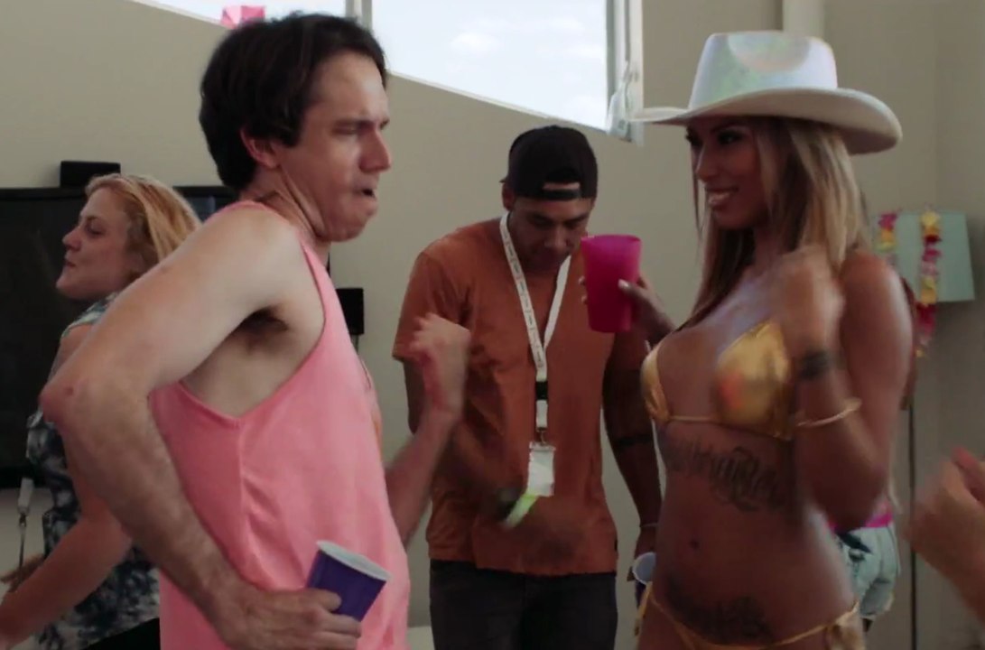 Dopeunder Kleine Deals Downunder - Trailer (Deutsch) HD