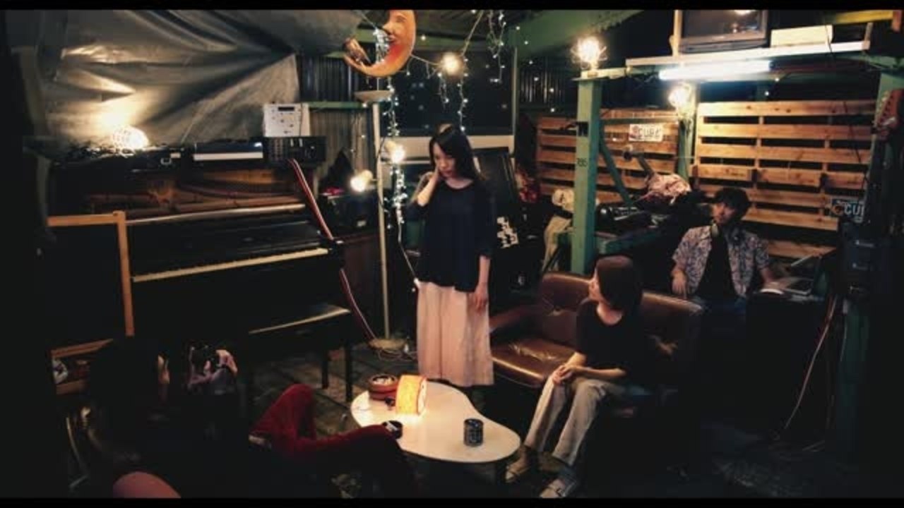 Three Lights - Clip (OV)