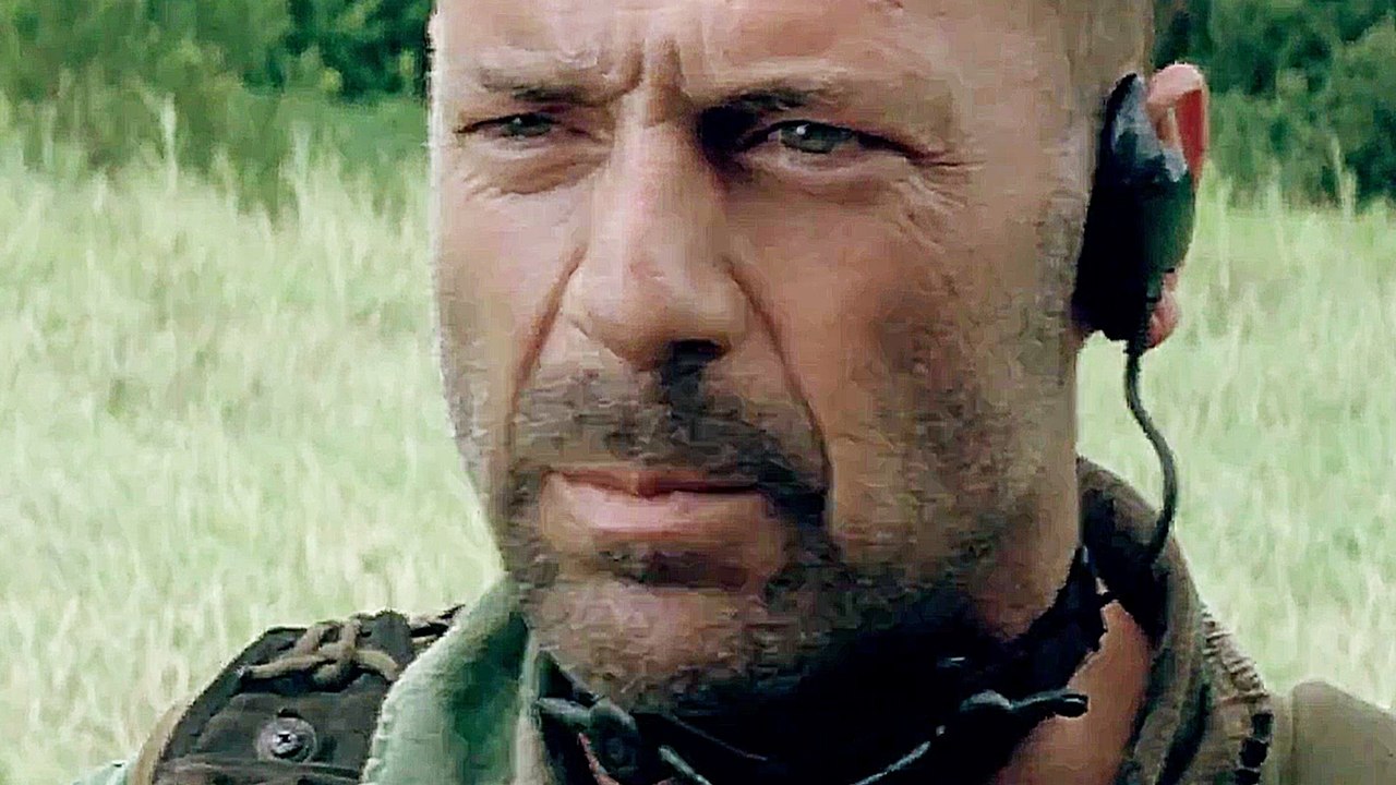 TraÌˆnen der Sonne - Trailer (Deutsch) HD