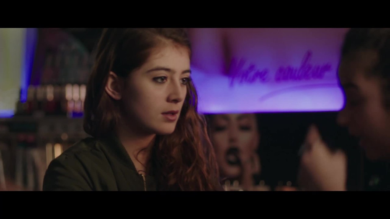 Der Himmel wird warten - Clip Melanie und ihre Freundinnenn (Deutsch) HD