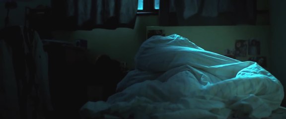 Raw - Clip Itchy Skin (English) HD