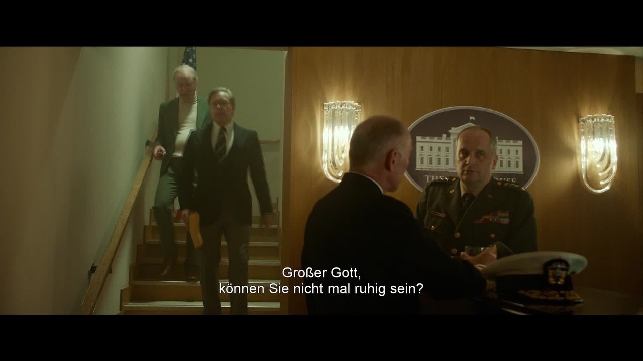 Der HunderteinjÃ¤hrige, der die Rechnung nicht bezahlte und verschwand - Clip 04 (Deutsch) HD