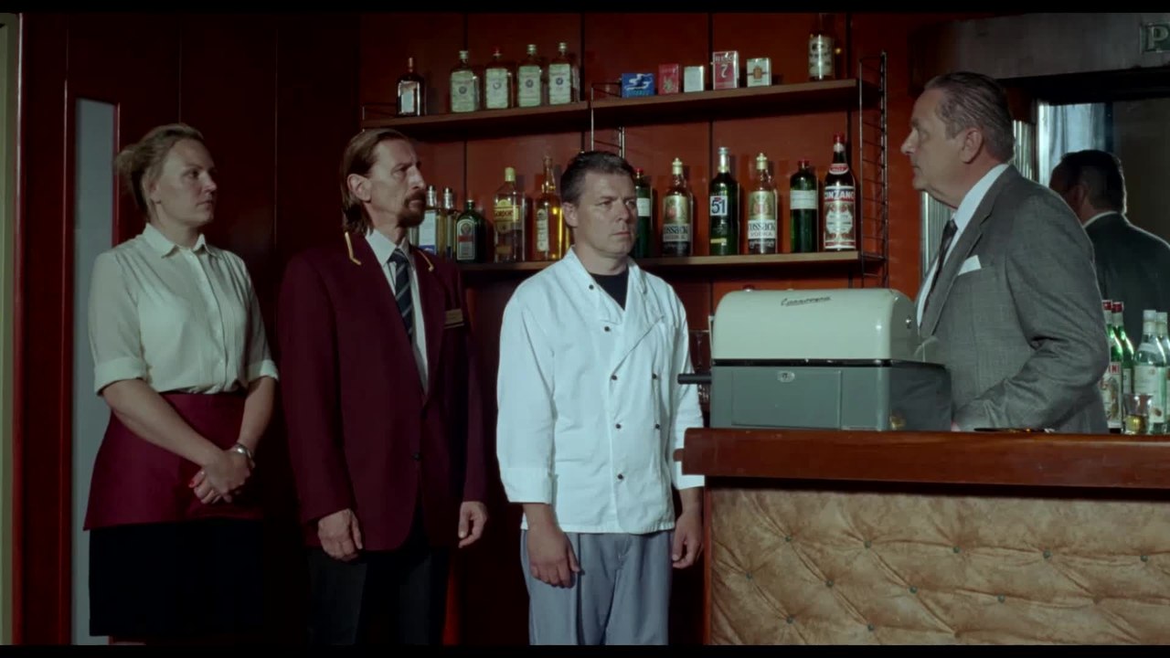 Die andere Seite der Hoffnung - Clip Wikstroem Ã¼bernimmt die KÃ¼che (Deutsch) HD