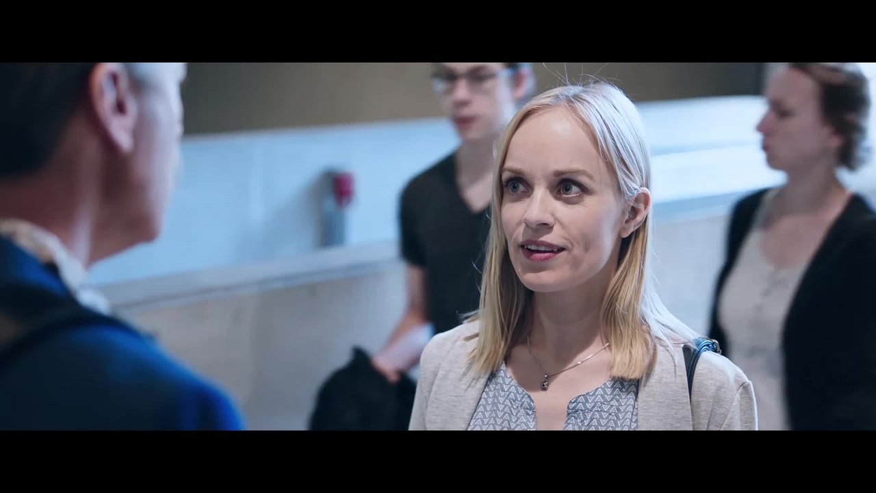 Einsamkeit und Sex und Mitleid - Clip 01 (Deutsch) HD