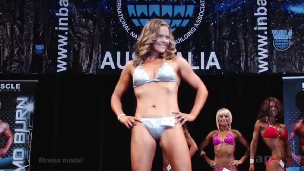 Embrace - Clip 02 (Deutsch) HD