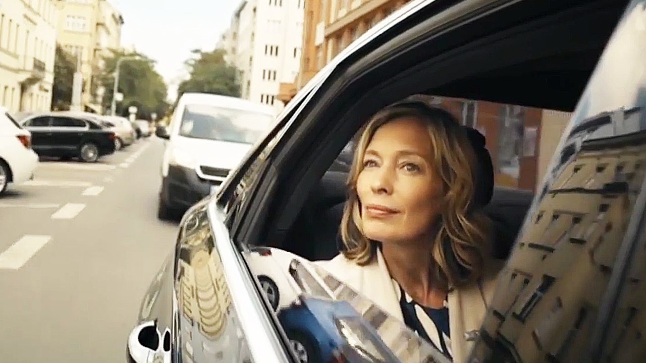 Ein Sommer in Prag - Clip (Deutsch) HD