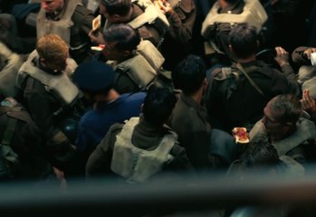 Dunkirk - TV Spot Trapped (English) HD