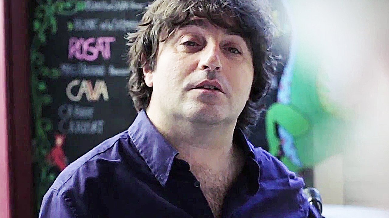 Living and Other Fictions - Trailer (English Subs) HD