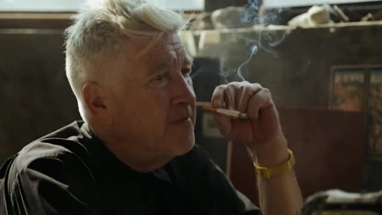 David Lynch The Art Life - Clip Moving Painting (Deutsche UT)