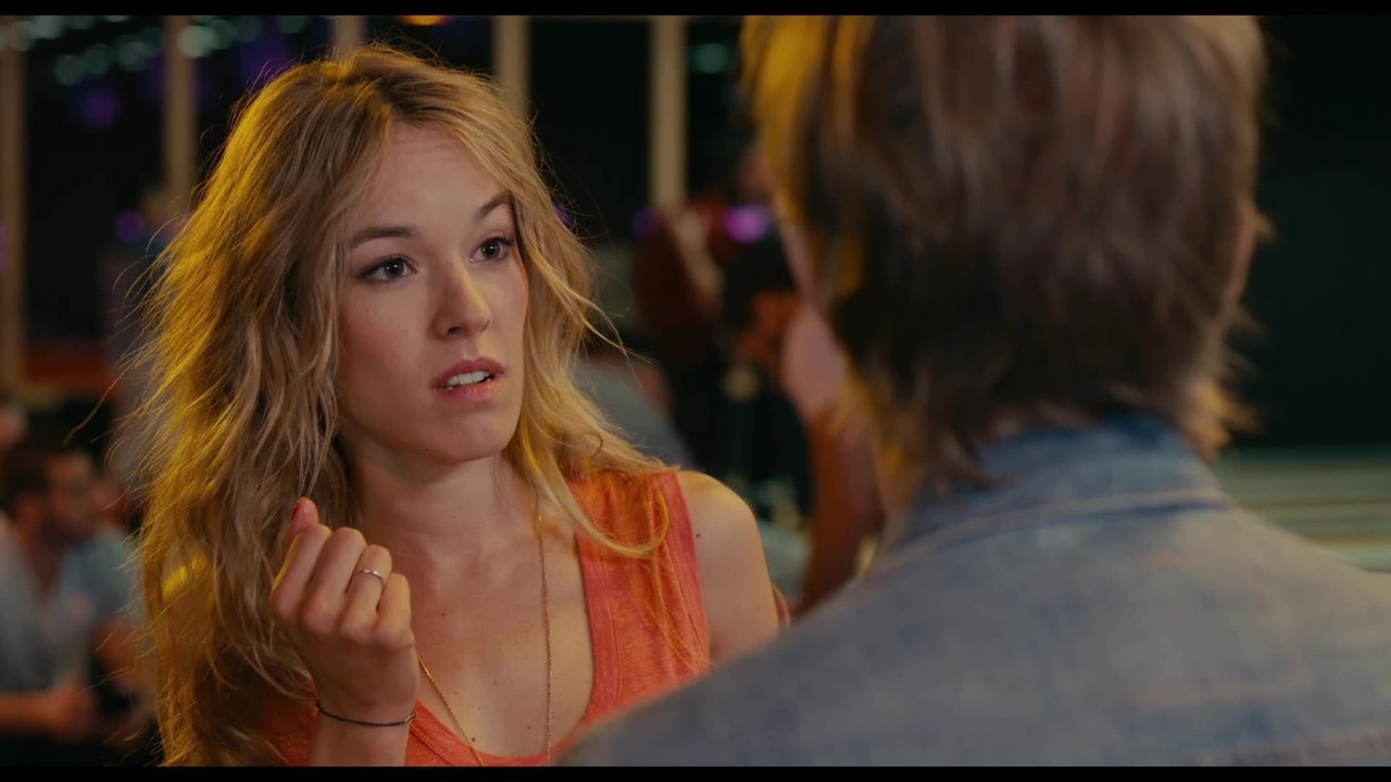 Alibi.com - Clip 03 Das erste Date Hundebowling (Deutsch) HD