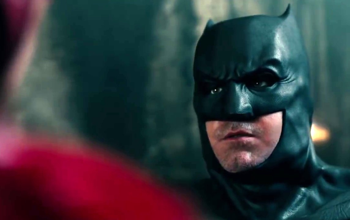 Justice League - Clip Batman Inspires Flash (English) HD