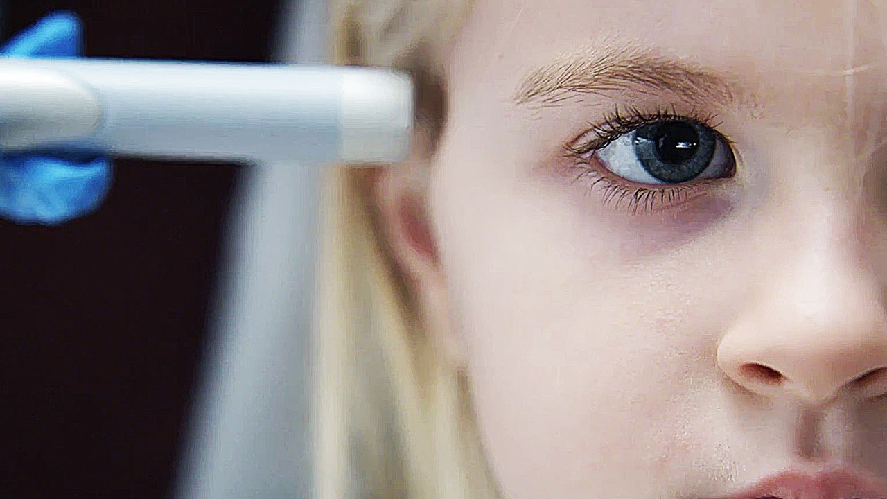 Black Mirror - S04 Arkangel Trailer (Deutsch) HD