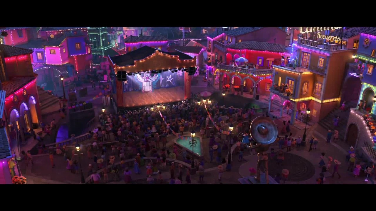 Coco - Clip Band Battle (Deutsch) HD