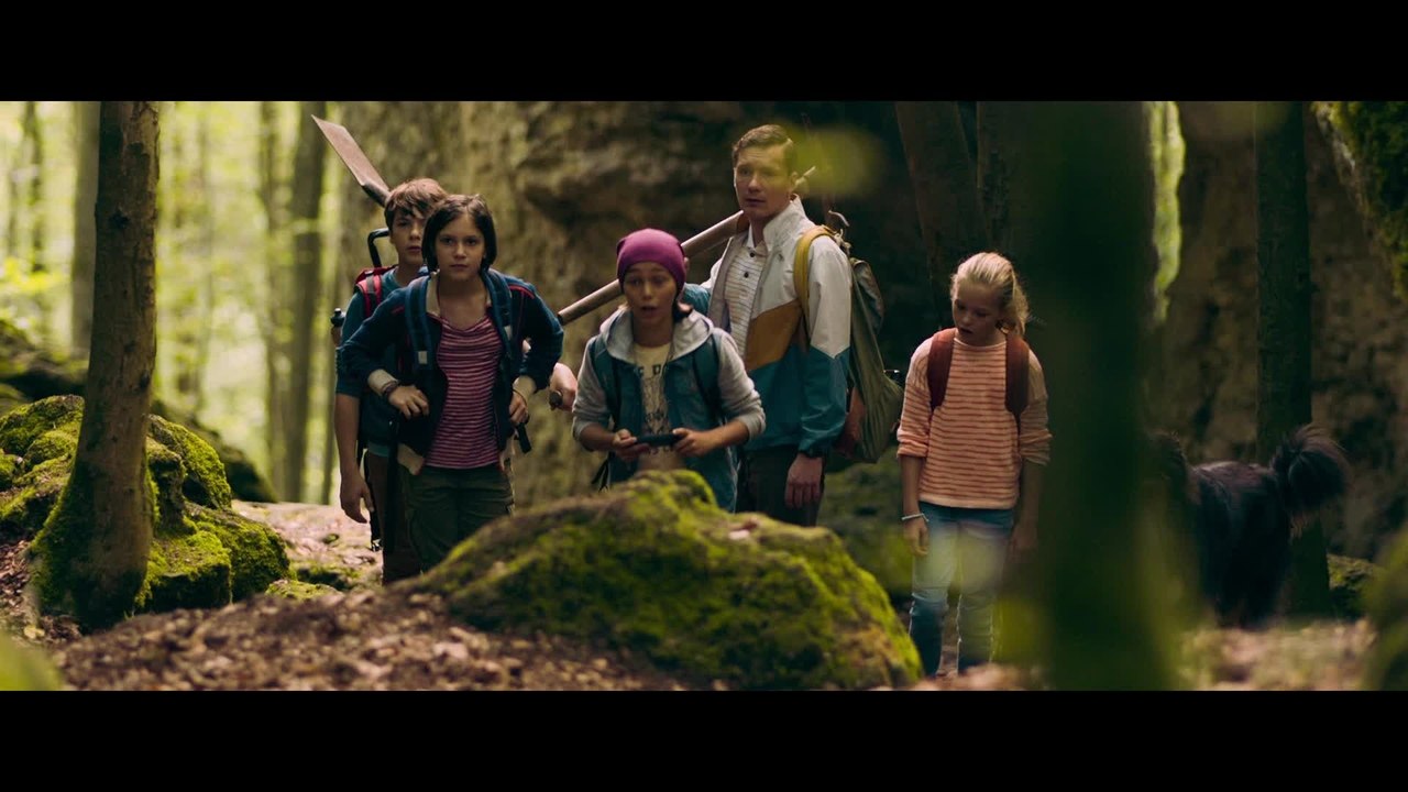 FuÌˆnf Freunde und das Tal der Dinosaurier - Clip Das Tal der Dinosaurier (Deutsch) HD