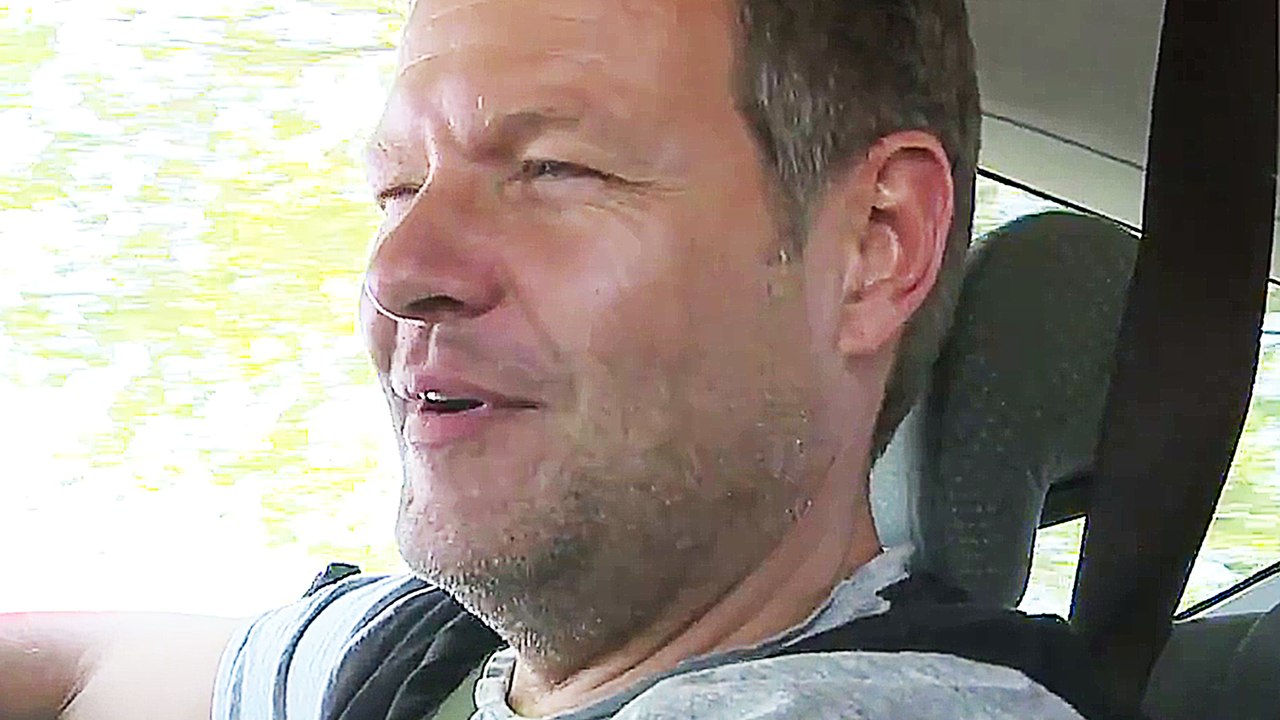 Following Habeck - Trailer (Deutsch) HD