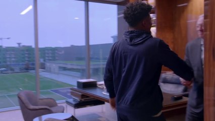 All or Nothing: The Dallas Cowboys - Clip Jerry Jones and Ezekiel Elliott (English) HD