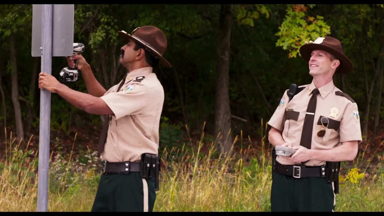 Super Troopers 2 - Clip Just Doing Our Jobs (English) HD