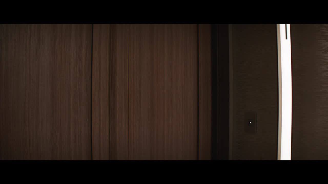 Skyscraper - Clip Will says goodbye to Sarah and the kids for the day (English) HD