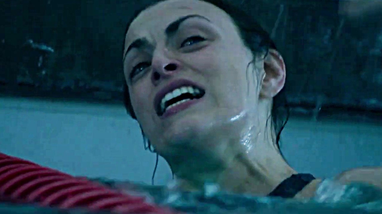 12 Feet Deep - Gefangen im Wasser - Trailer (Deutsch) HD