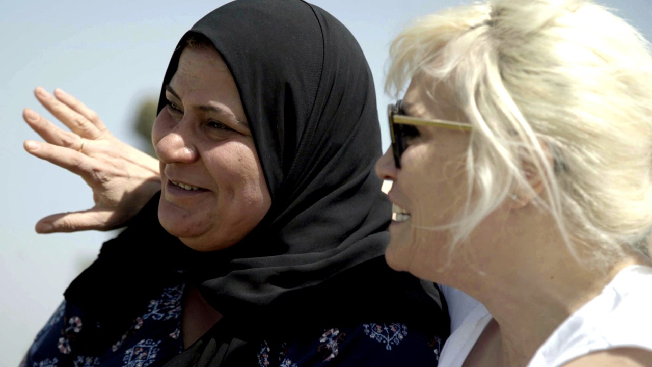 Waterproof - Trailer (Deutsche UT) HD