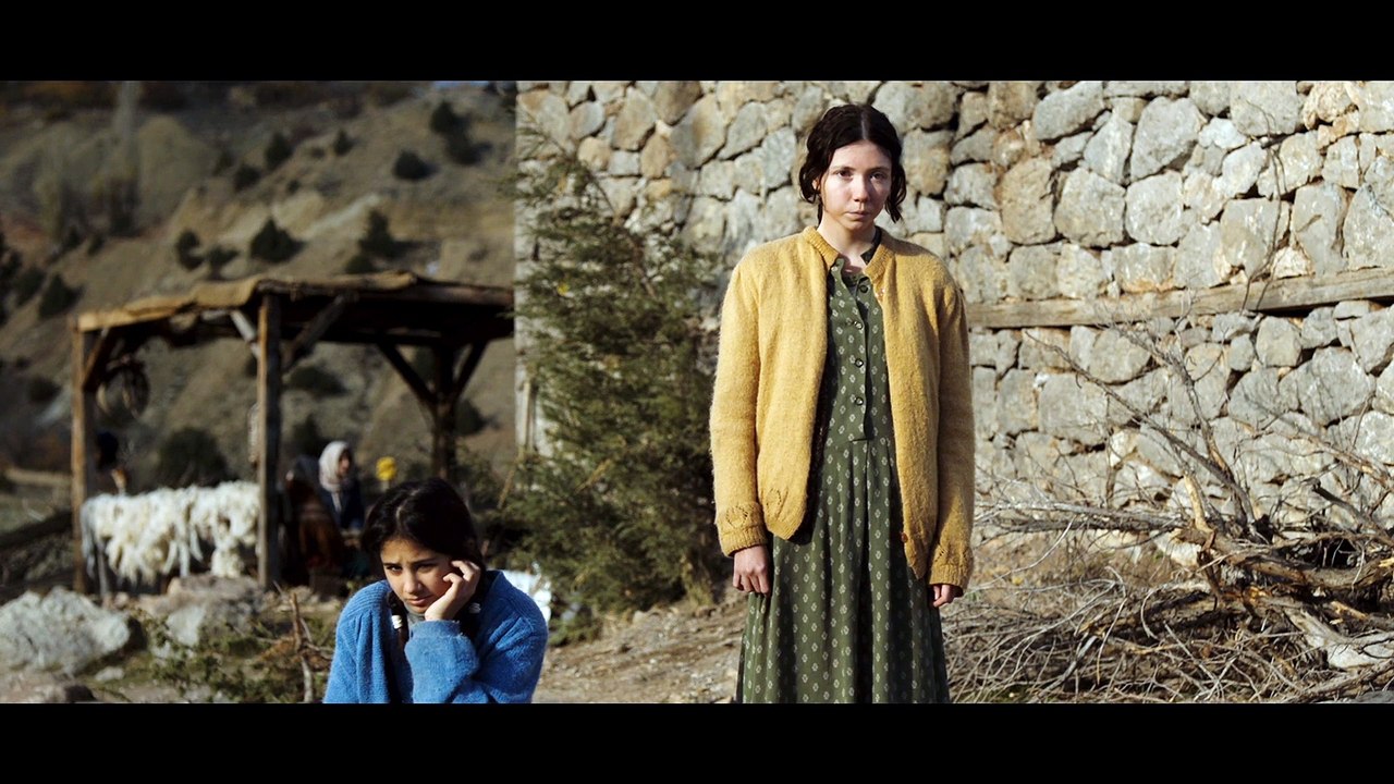 Eine Geschichte von drei Schwestern - Trailer (Deutsch) HD