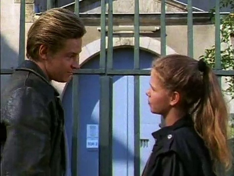 S03E08 - Die Heide-Hannelore und Hotels